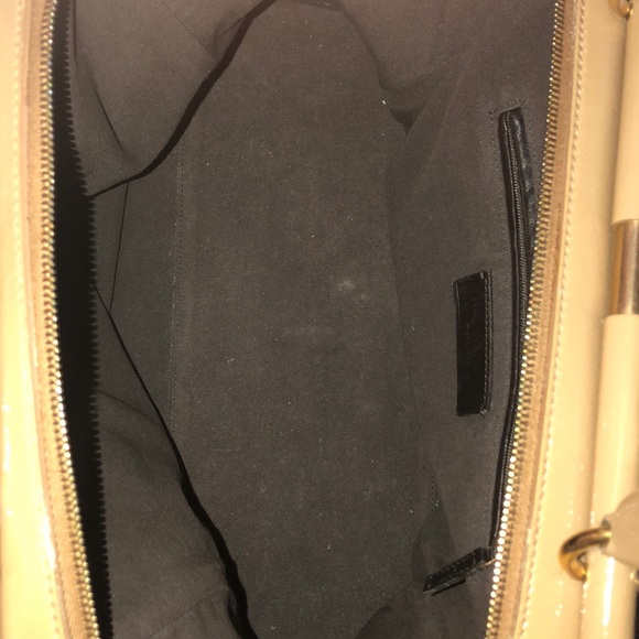 YSL Majorelle Tan Patent Leather Handbag authentic - Picture 8 of 9